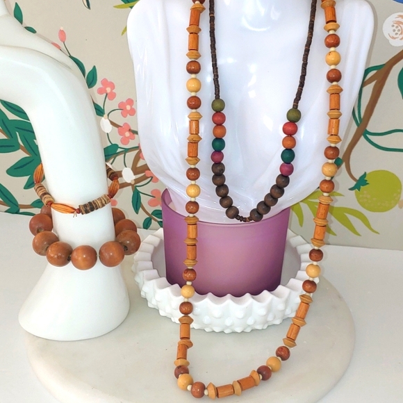 Wooden jewelry bundle - Picture 4 of 15